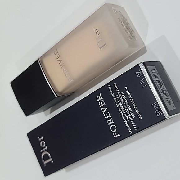 DIOR 0CR COOL ROSY Forever Matte Foundation SPF 15✔️Used once but wrong color - Picture 3 of 9